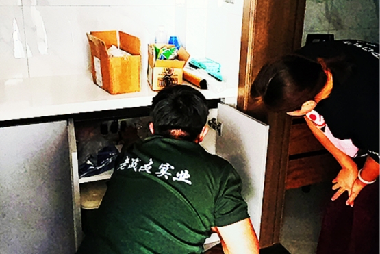 老戰(zhàn)友地?zé)峁镜木氖┕?，為我們營造出理想