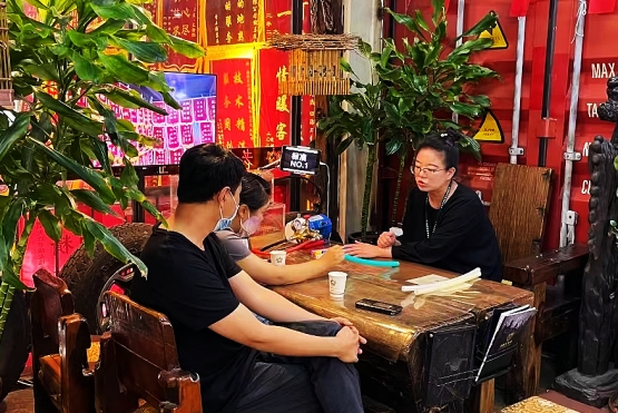 老戰(zhàn)友地?zé)幔簩I(yè)之選，服務(wù)細(xì)節(jié)無可挑剔！