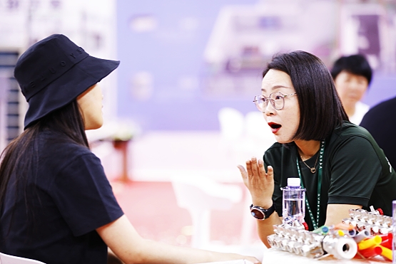 老戰(zhàn)友地?zé)?，掌握專業(yè)舒適享受！